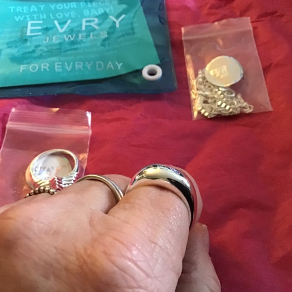 🔥 2 for 50$ 💥 EVRY JEWELS - silver- 3 pieces - Picture 9 of 10